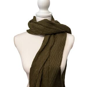 Universal Thread Women's Olive Green Wool Knit Scarf - NWT